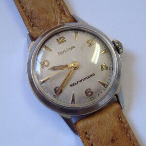 VINTAGE AUTOMATIC BULOVA , RUN GREAT
